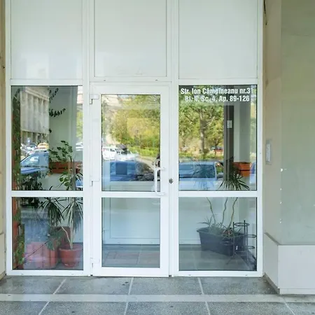 Daire Eden - Sala Palatului Bükreş