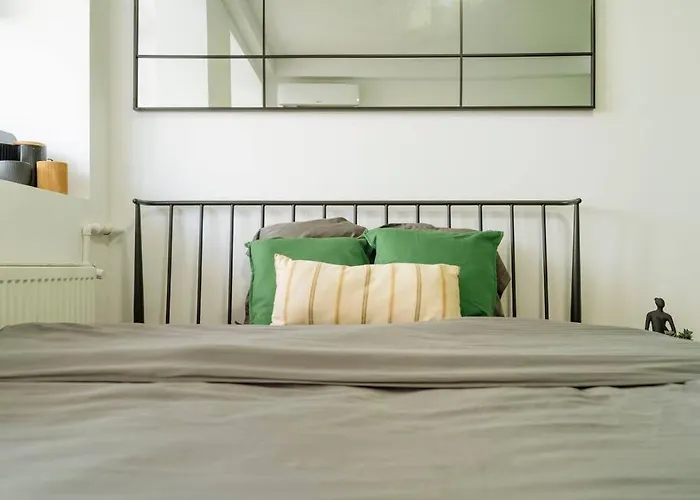 Eden - Sala Palatului * Bucureşti